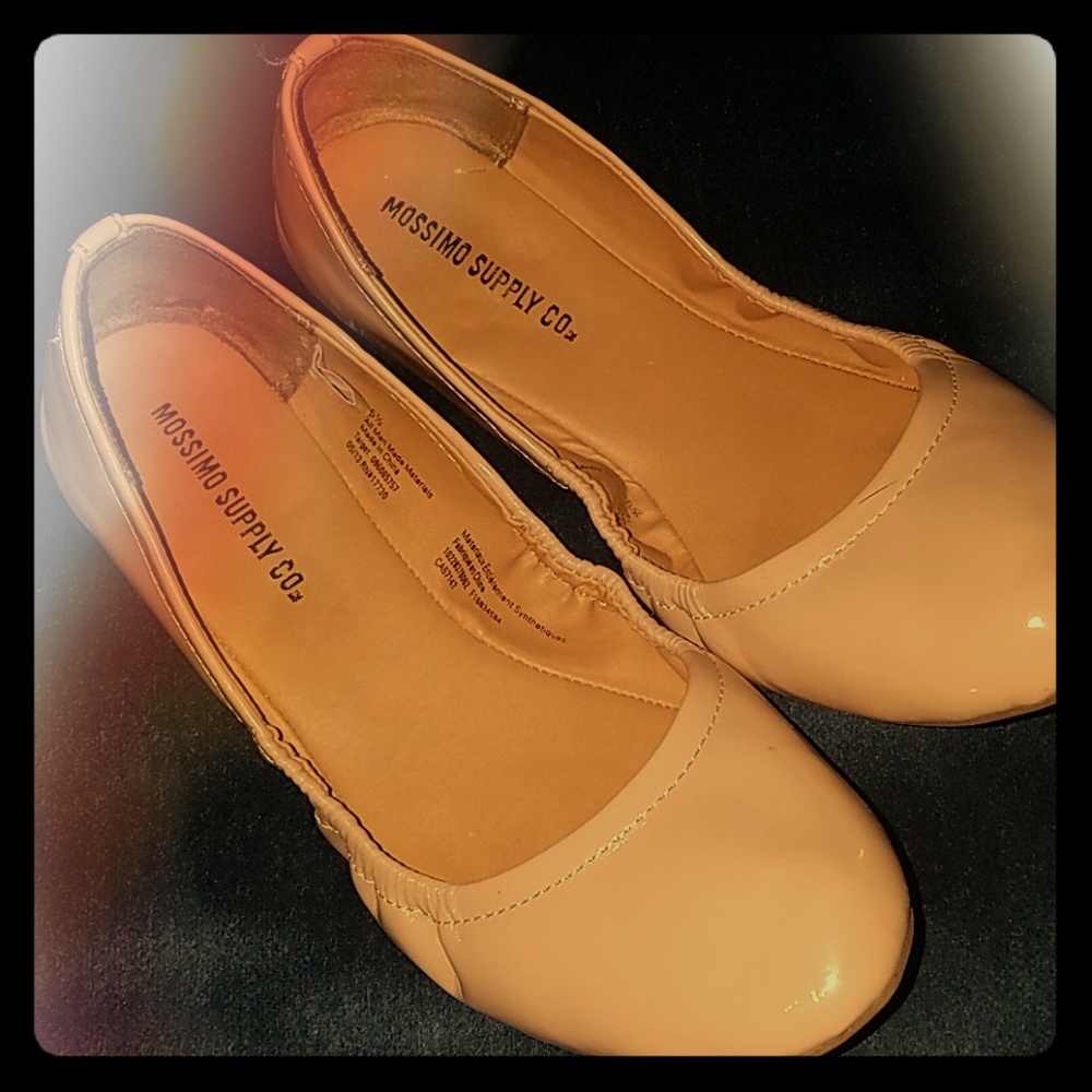 Mossimo supply co flats. Worn maybe 2 or 3 times.